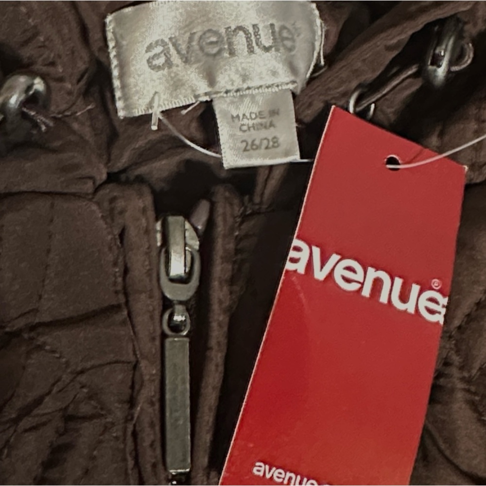 NWT Avenue Womens Jacket 26/28 Quilted Coat Dark Rich Brown Lightweight yet Warm - Picture 11 of 11